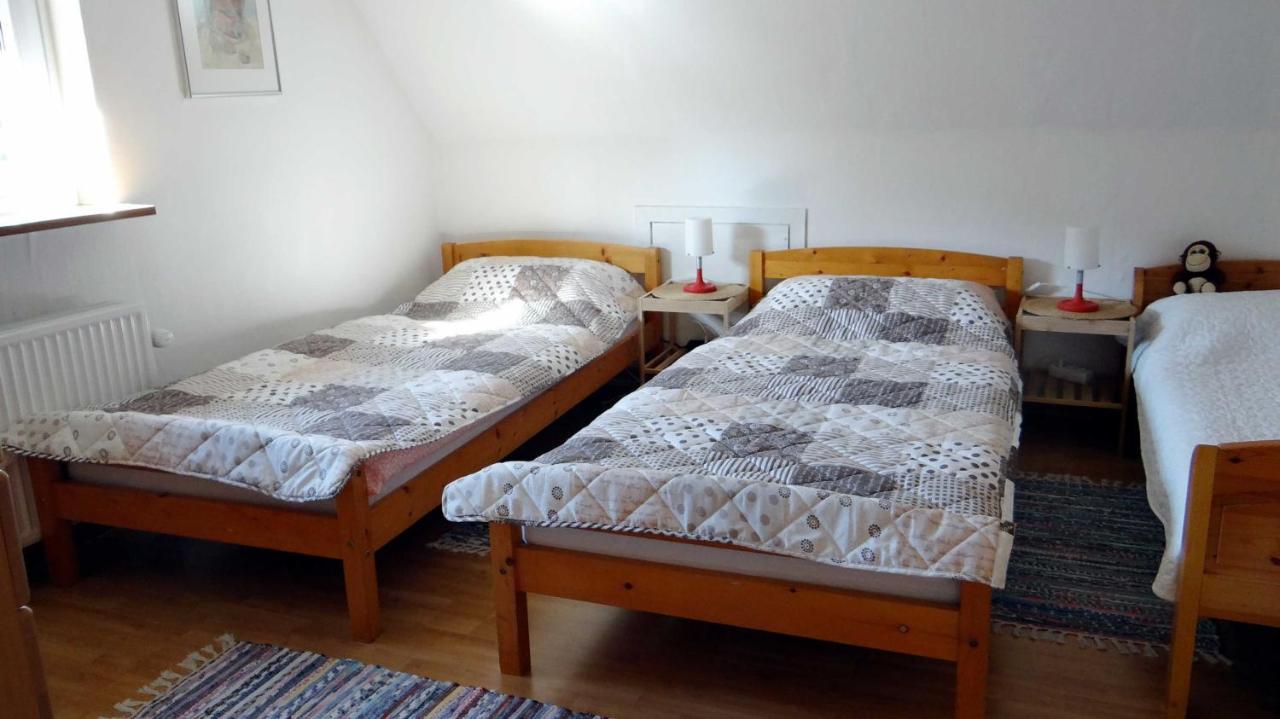 Ferienwohnung Mohr - Unterkunft Mit Dachterrasse Wallsbull Bagian luar foto